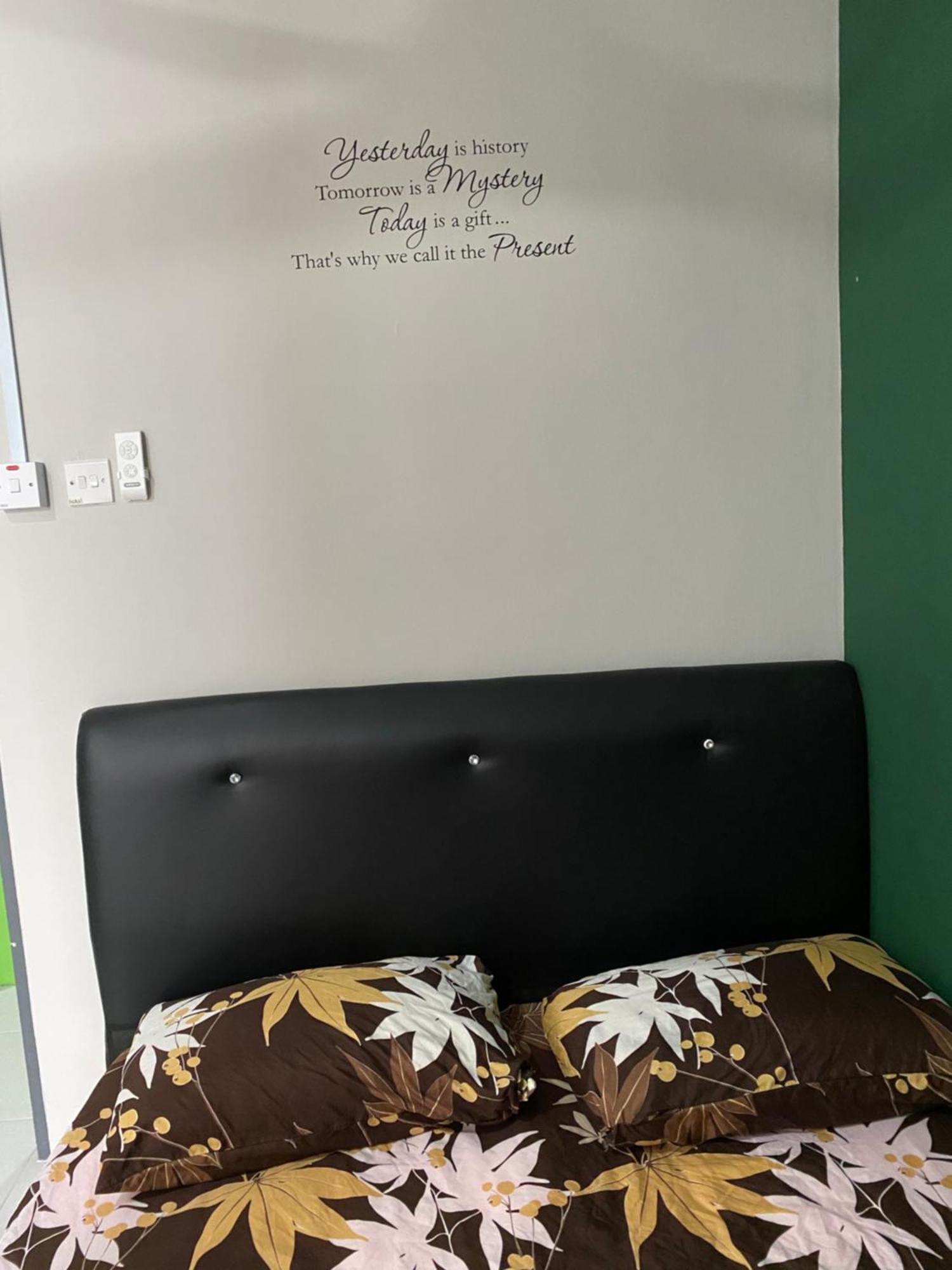 The Time Apartment Kota Samarahan Exterior photo